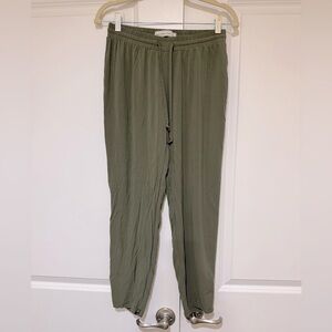 Abercrombie & Fitch olive green joggers